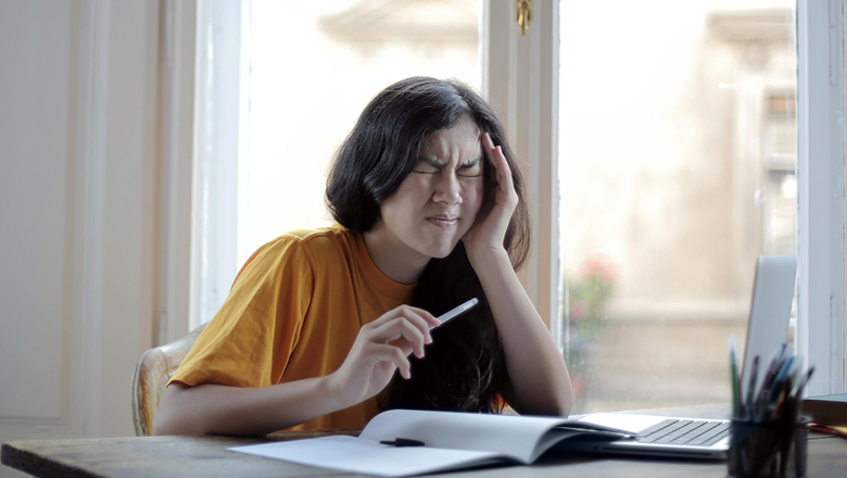 Migraine sufferers face widespread workplace discrimination, new study finds